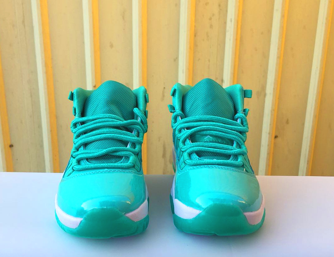 Women Air Jordan 11 Light Green White